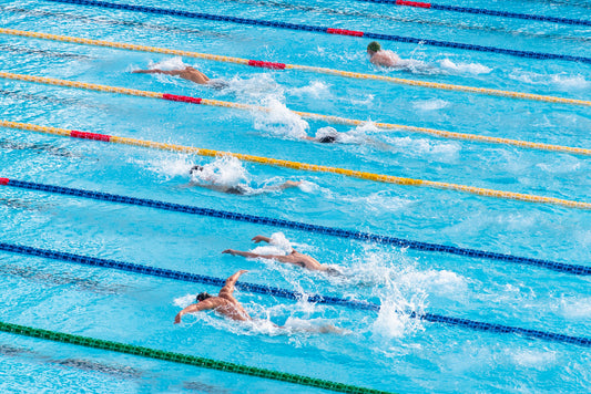 Les histoires inspirantes d'enfants qui ont réussi dans les sports aquatiques